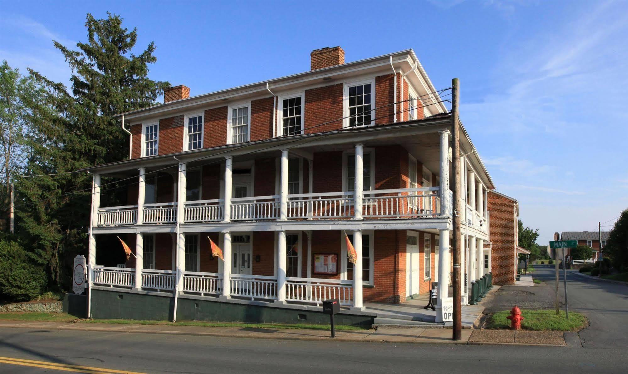 The Lafayette Inn & Restaurant Stanardsville Eksteriør billede